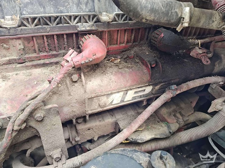 2022-mack-pinnacle-t/a-wet-kit-day-cab-truck-tractor-image-10