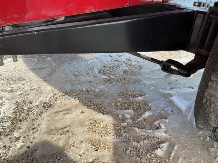 j&m-555-gravity-wagon-image-40