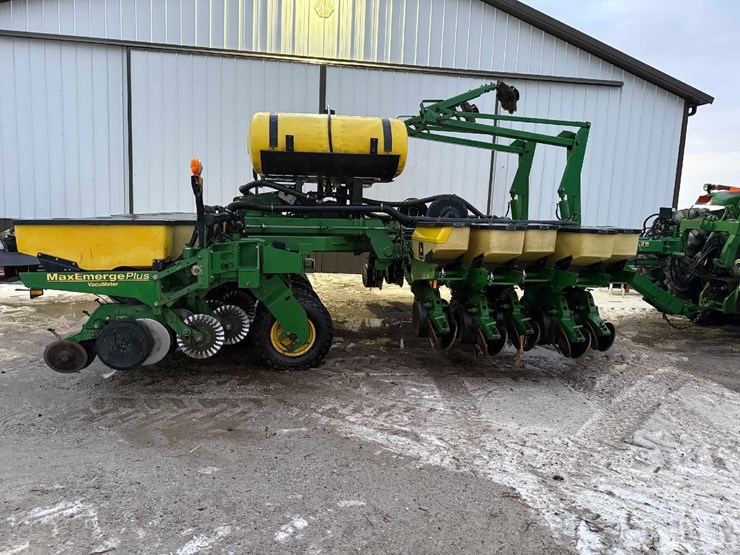 jd-1780-conservation-12/23-planter-image-1