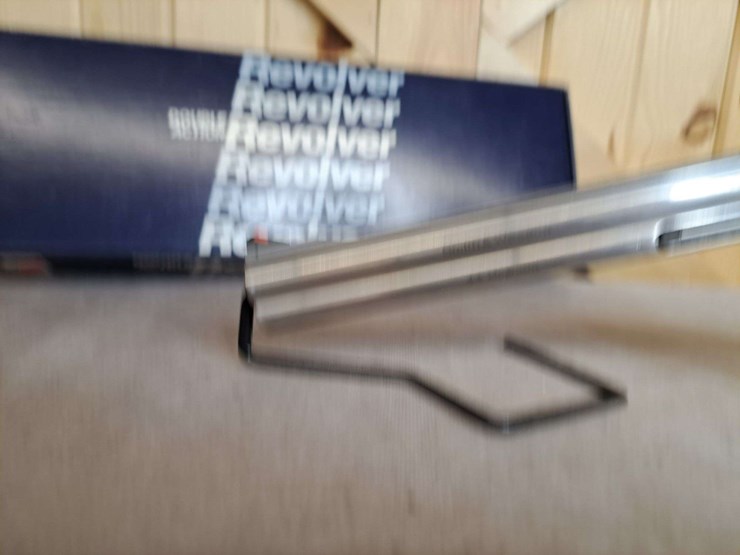 smith-&-wesson-model-629-classic-.44-magnum-da-revolver-image-6