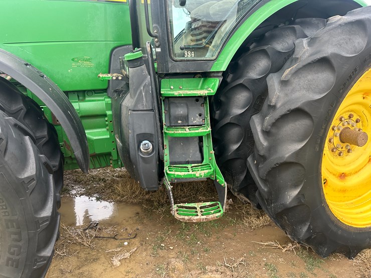 2010-john-deere-8345r-image-33