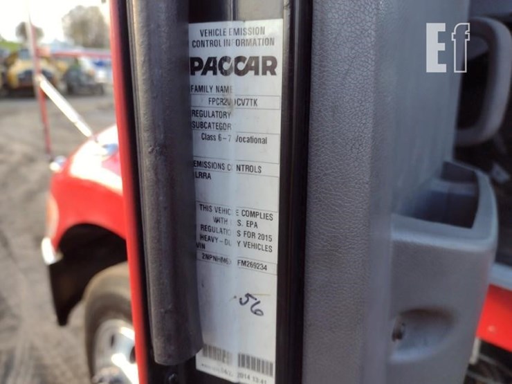 peterbilt-330-image-6