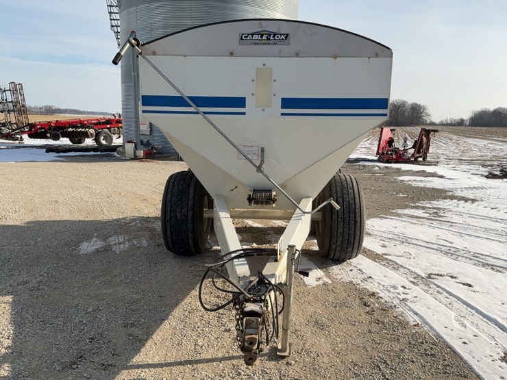 loftness-fs800-fertilizer-spreader-image-7