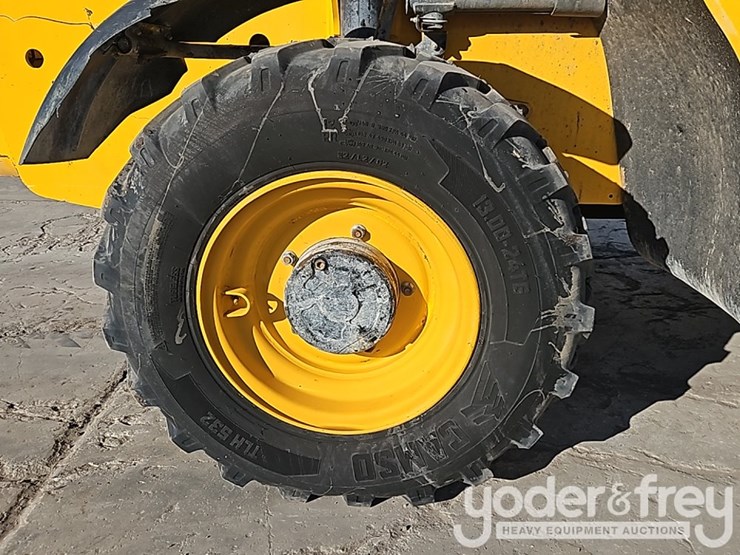 2016-jcb-507-42-image-8