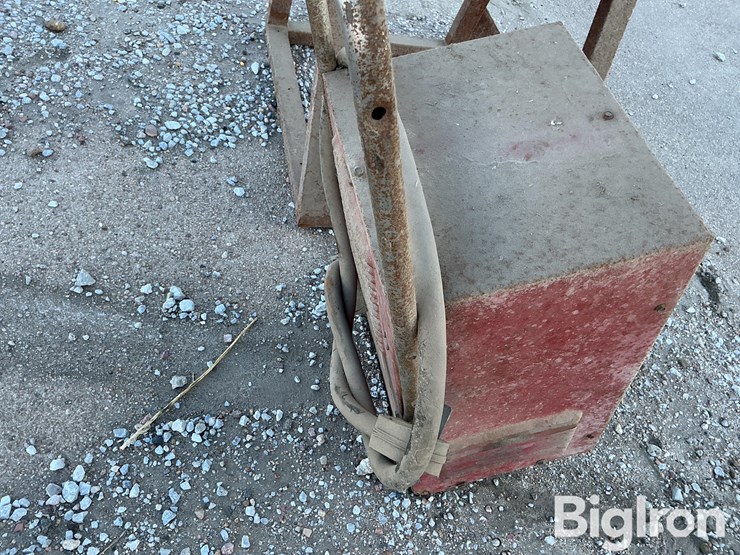 craftsman-radial-arm-saw-&-wasp-welder-image-11