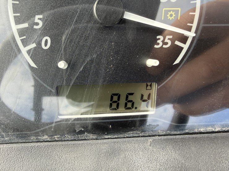 john-deere-1025r-image-3