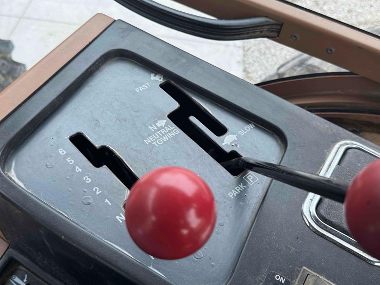 1984-ac-8070,-fwa,-powershift-image-22