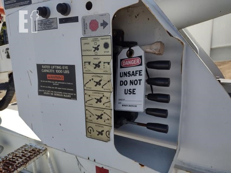 2008-international-durastar-4300-image-39