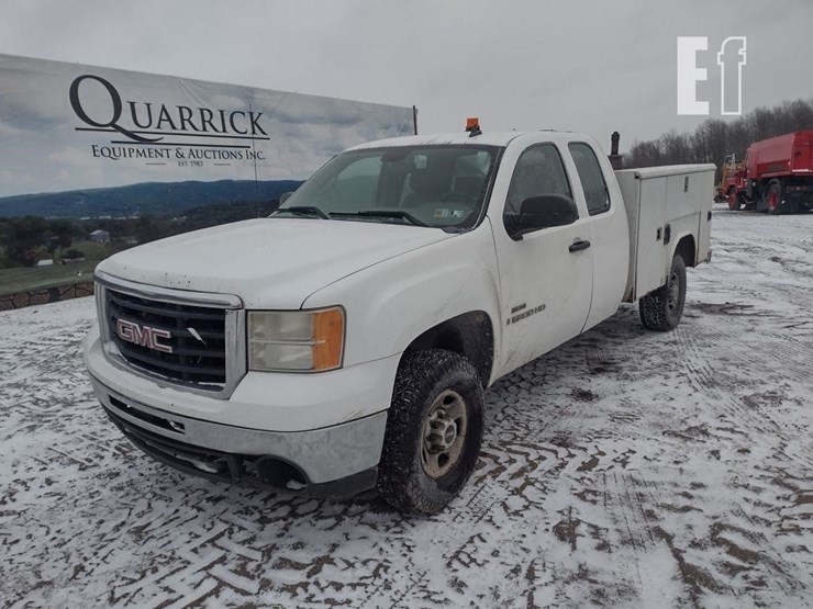 2008-gmc-3500-image-31