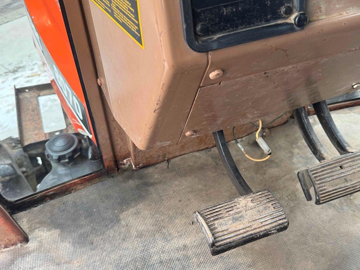 1984-ac-8070,-fwa,-powershift-image-12