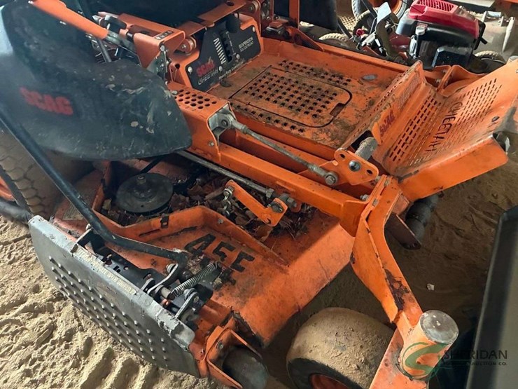 scag-cheetah-61"-mowing-deck-showing-2222-hours-image-3