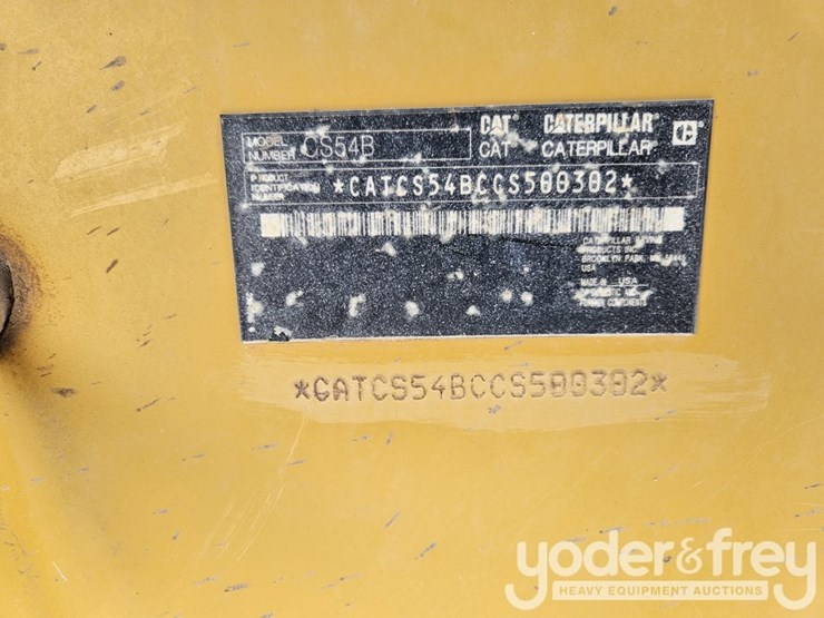 2016-caterpillar-cs54b-image-26