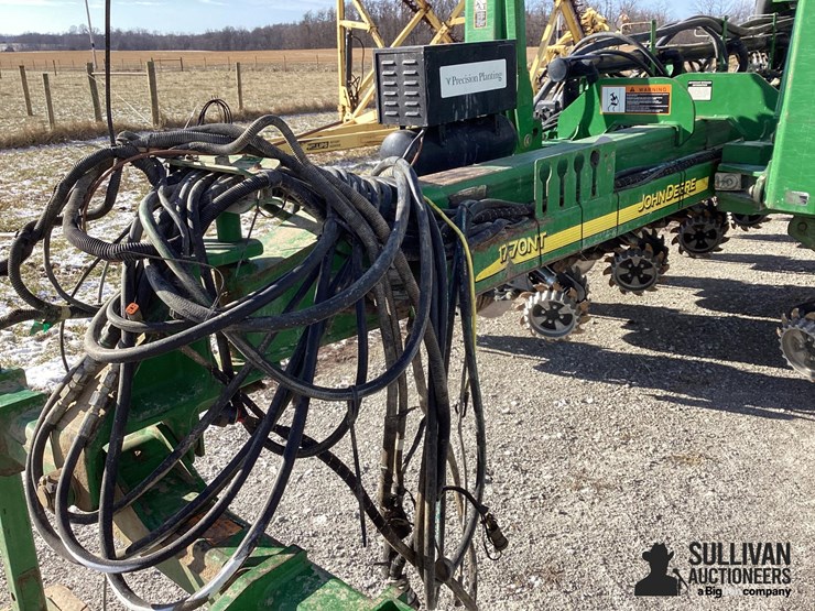 2008-john-deere-1770-image-13