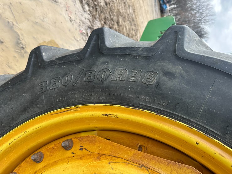 2010-john-deere-8345r-image-7