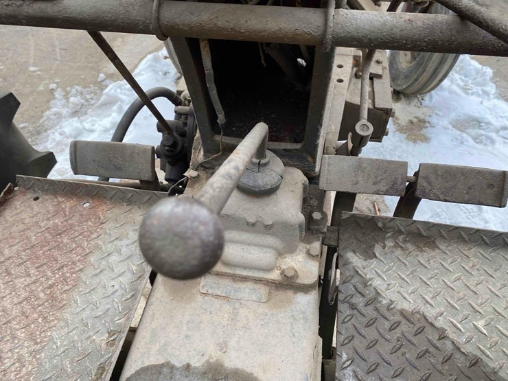 sheppard-diesel-tractor-image-30