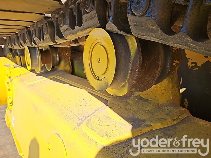 2023-komatsu-d71px-24-image-12