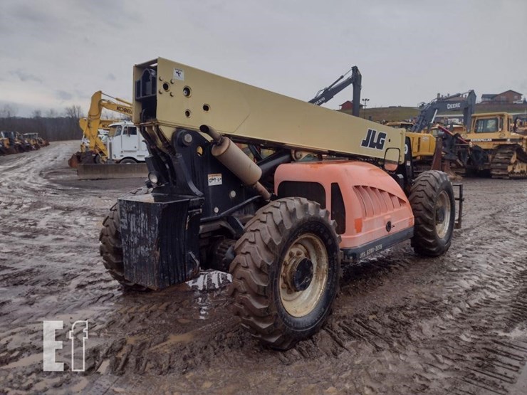 2005-jlg-g9-43a-image-30