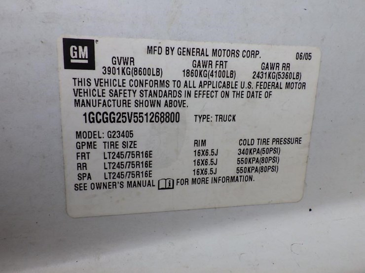 2005-chevrolet-express-2500-image-32