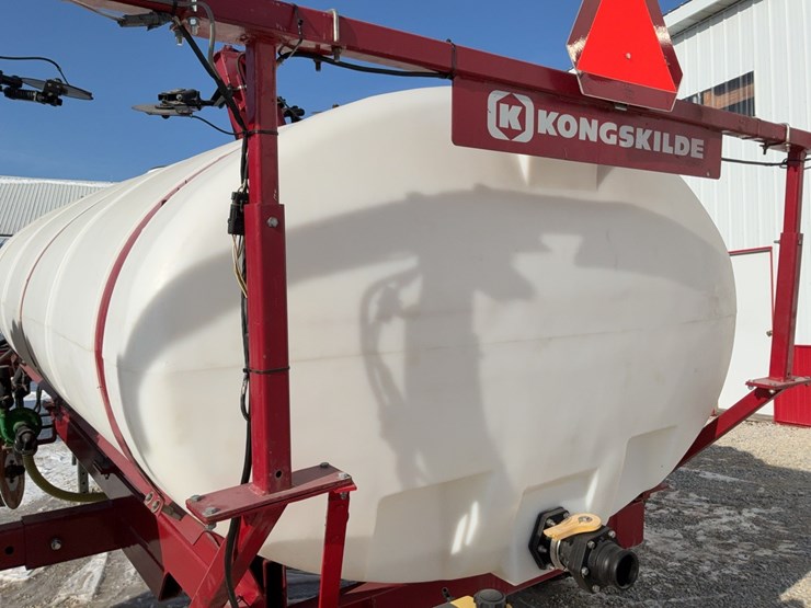 loftness-fs800-fertilizer-spreader-image-71