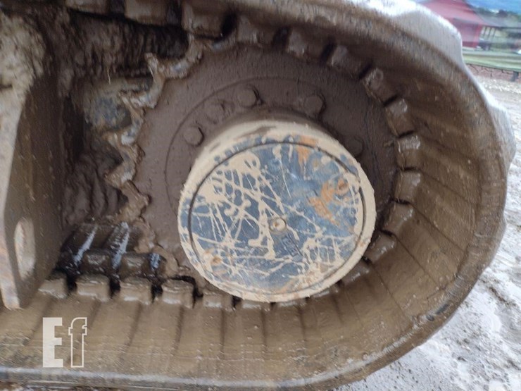 2014-hitachi-zx35u-image-28