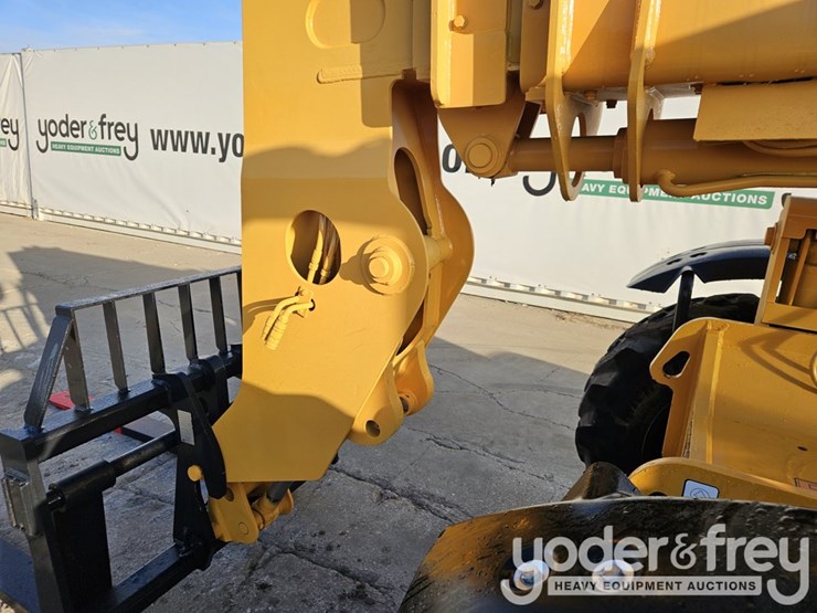 2015-jcb-507-42-image-14