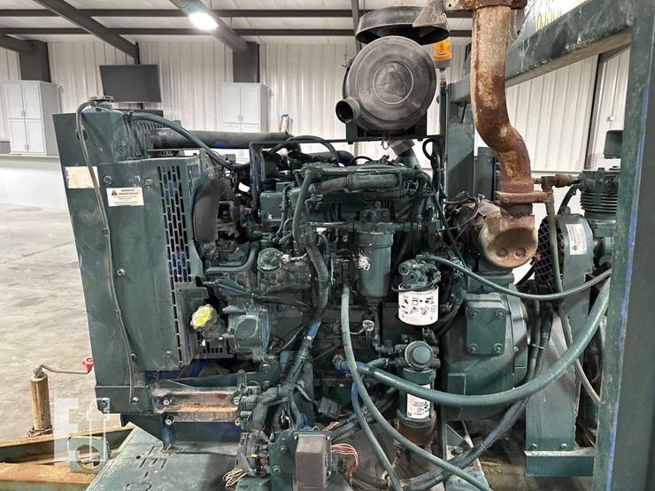 thompson-6x6-s2-image-8