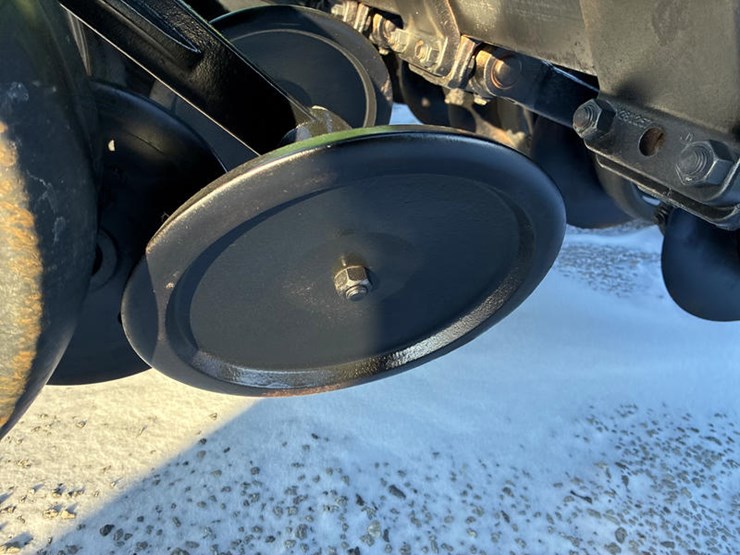 john-deere-1590-image-21