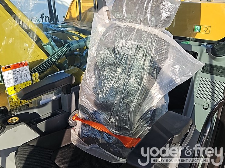 2023-caterpillar-340-image-36