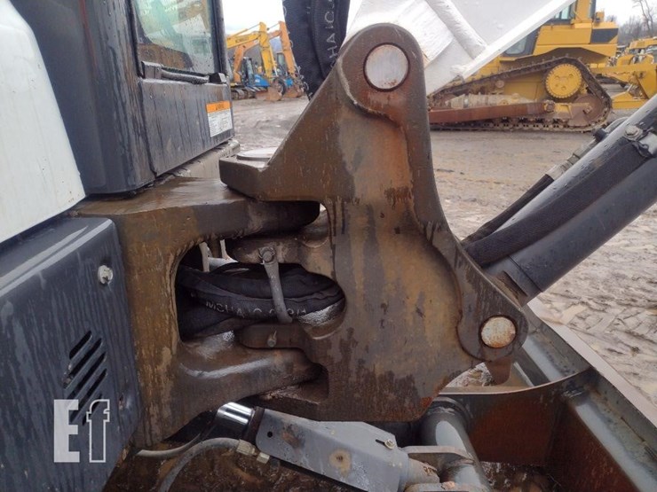 2018-bobcat-e50-image-23