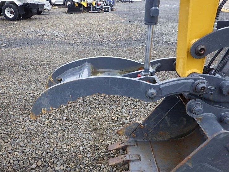 2022-xcmg-xe35u-image-10