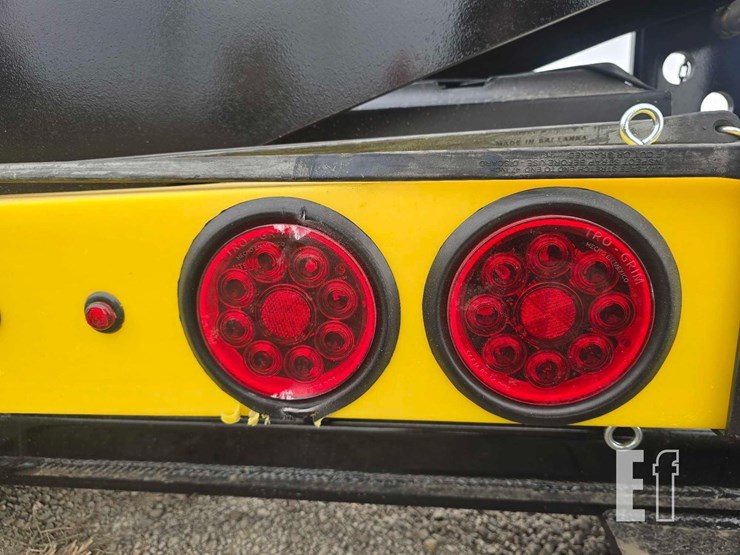 2025-neks-fifth-wheel-wrecker-attachment-image-7