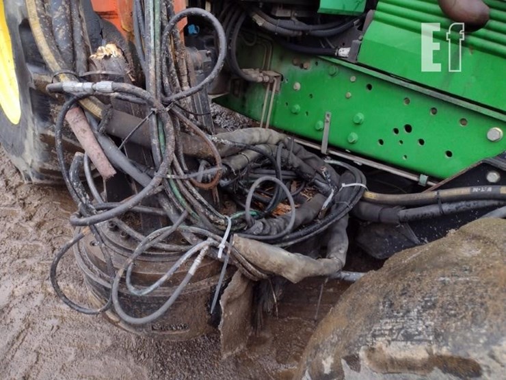 2010-john-deere-7130-image-25