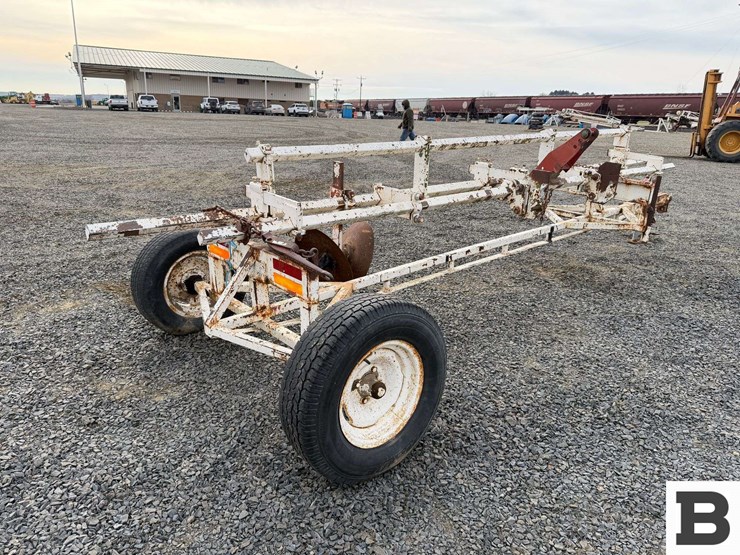 13'-toolbar-w/-custom-carrier-cart-image-5