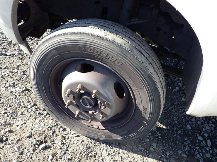 2004-ford-f550-image-26