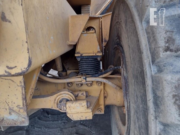 2003-volvo-a40d-image-40