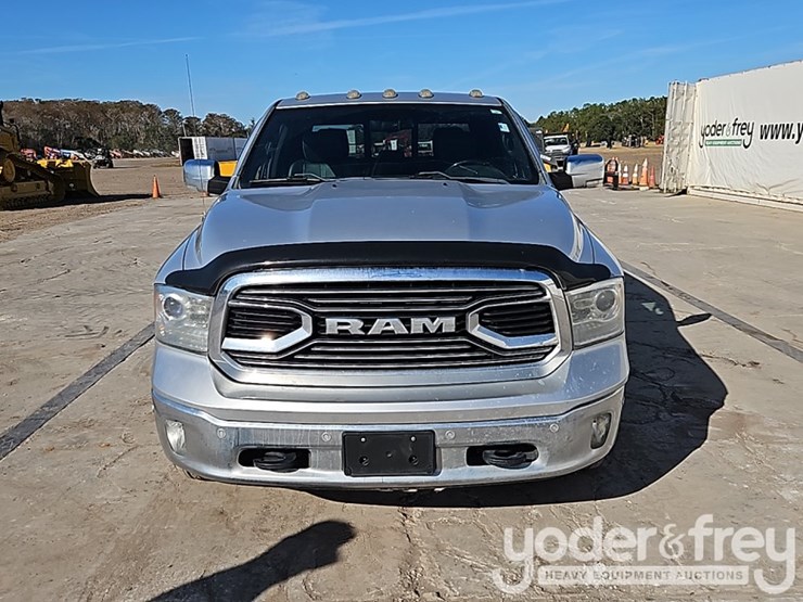 2016-dodge-ram-1500-image-12