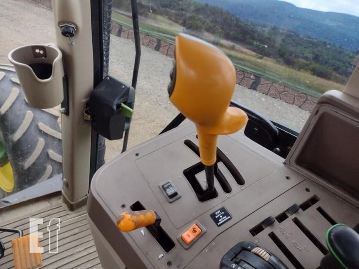 2014-john-deere-6140m-image-10