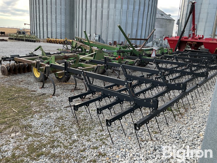 john-deere-726-image-5