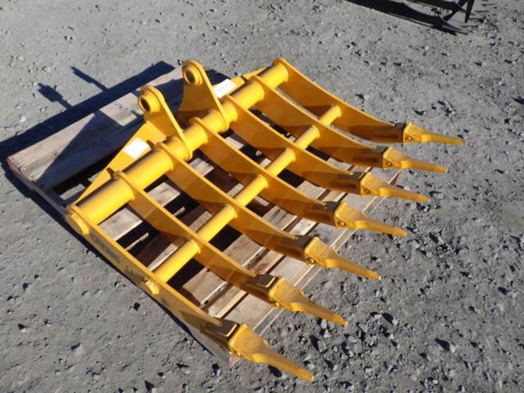 caterpillar-305-image-1