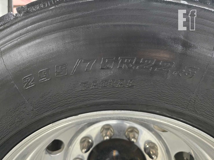 2019-volvo-vnr42t300-image-29