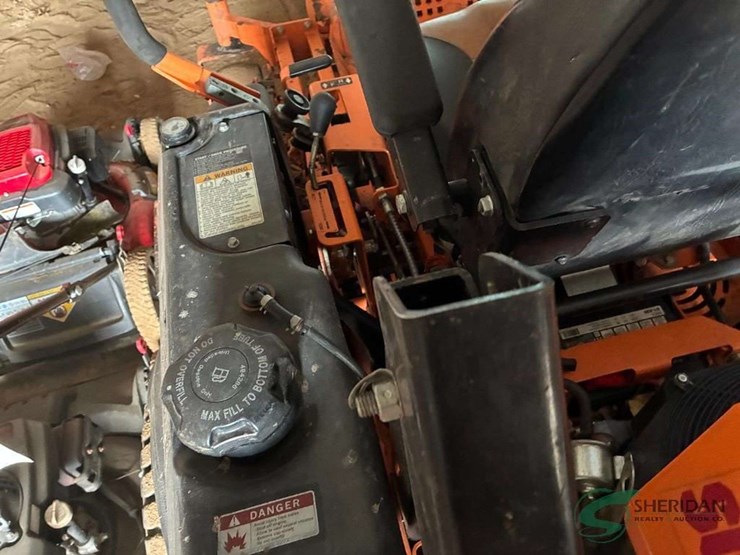 scag-cheetah-61"-mowing-deck-showing-2222-hours-image-14