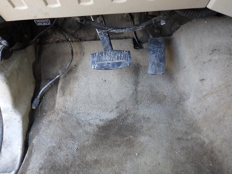 2008-ford-f350-image-27