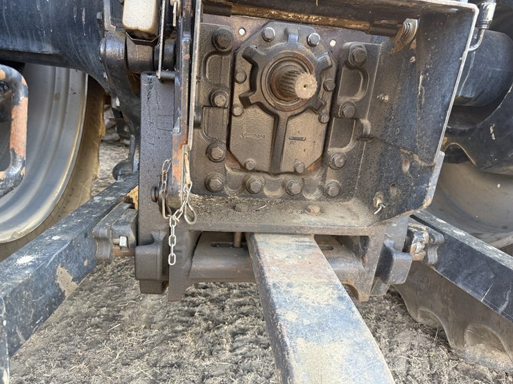 case-ih-315-magnum-image-8