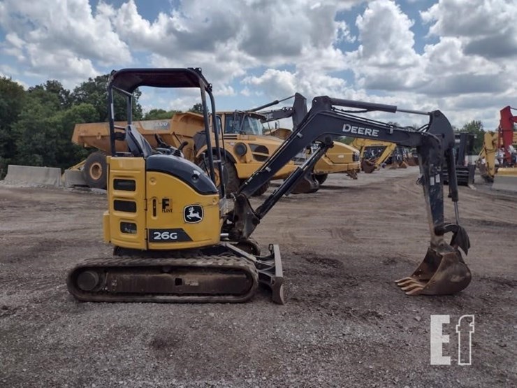 2022-deere-26g-image-3