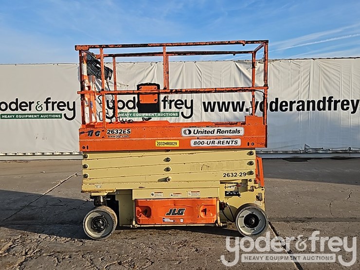 2016-jlg-2632es-image-2