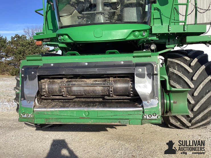 2017-john-deere-s670-image-11