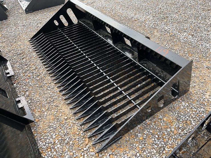 sliding-loader-sieve-shovel-image-1