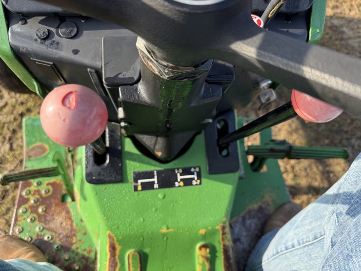 john-deere-2155-image-2