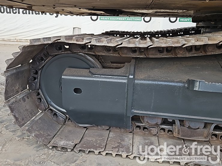 2016-komatsu-pc360-lc-11-image-9