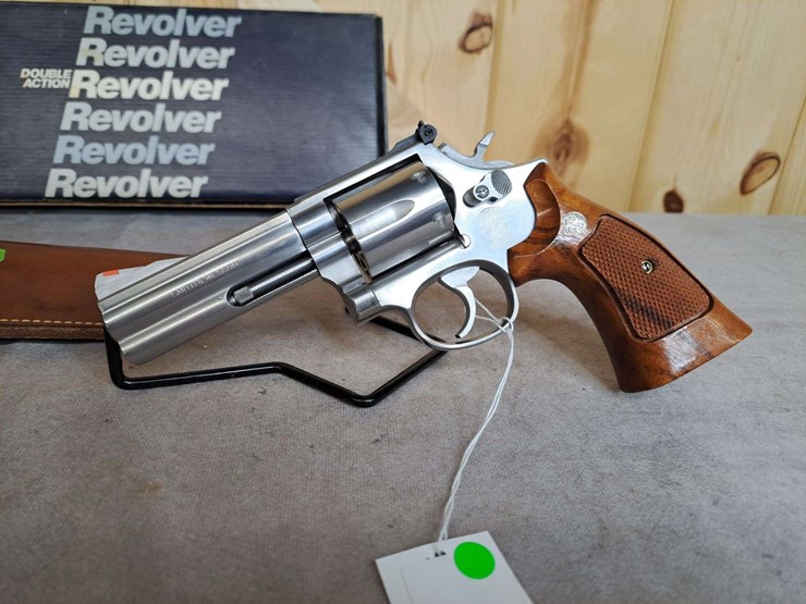 smith-&-wesson-model-686-.357-magnum-da-revolver-image-2
